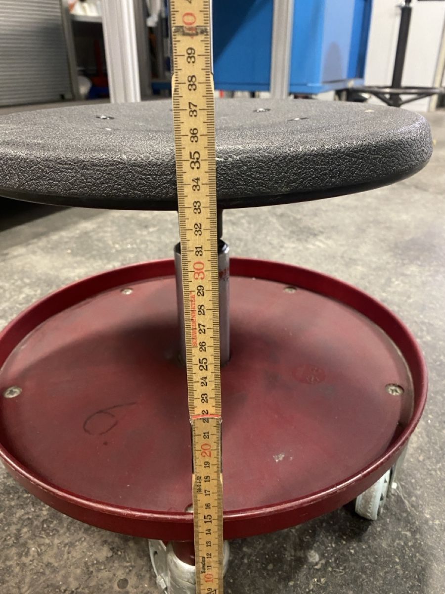 Tutti gli attrezzi: Profi Werkstatthocker ab 1.- – Usato da Wabern venduto da HK-Design 4