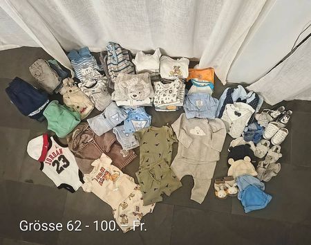 Sehr grosses Kleiderpaket Grösse 62