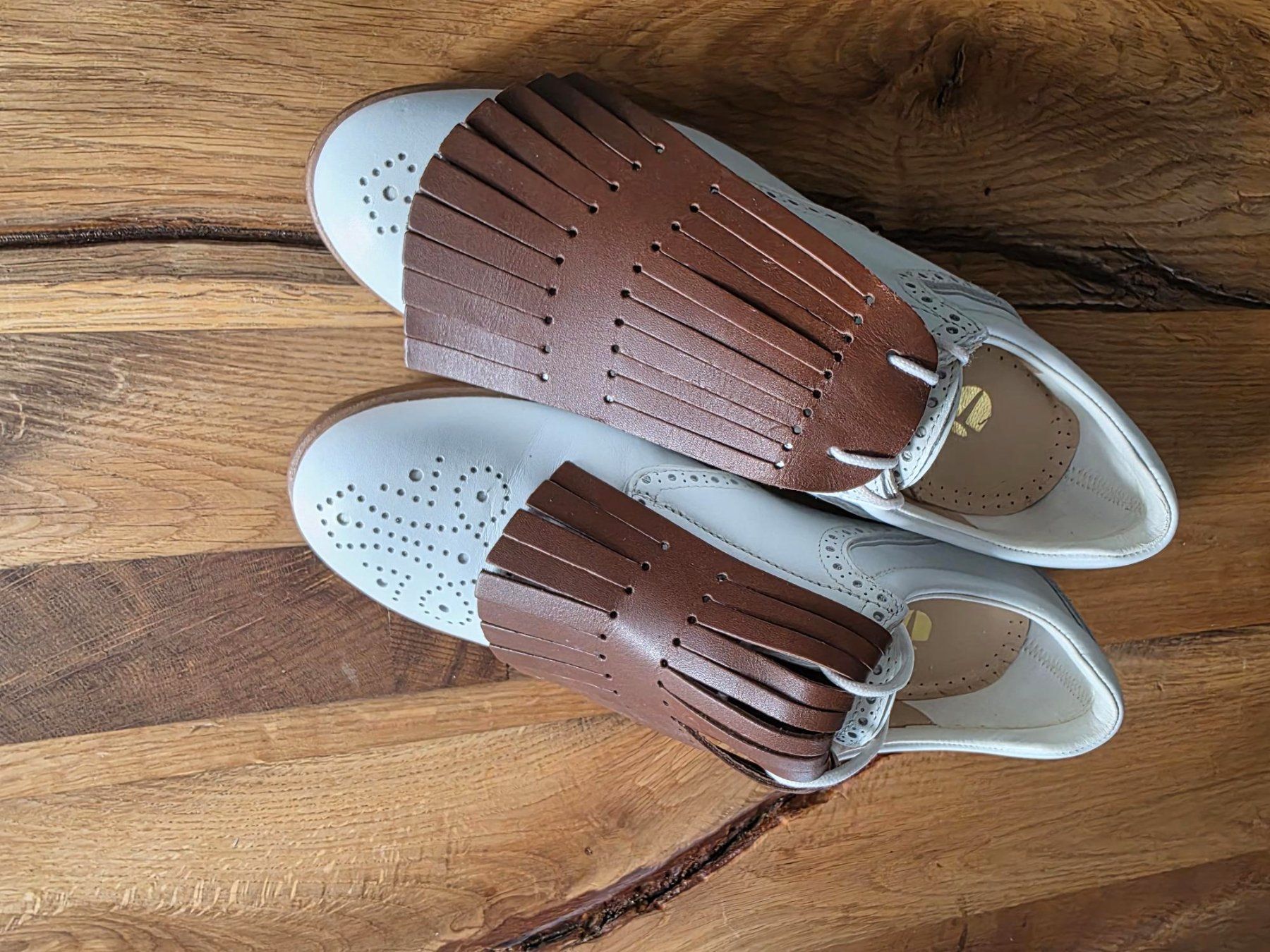 Damenschuhe: Tee Golf Shoes – Neu (gemäss Beschreibung) aus Neftenbach von 1602erb