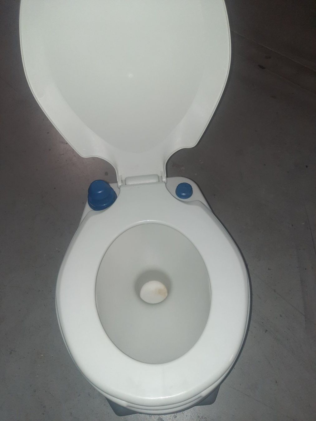 Campingaz WC: Campingaz toilettes portables 20l – Usato da Thônex venduto da Lasdunas 2