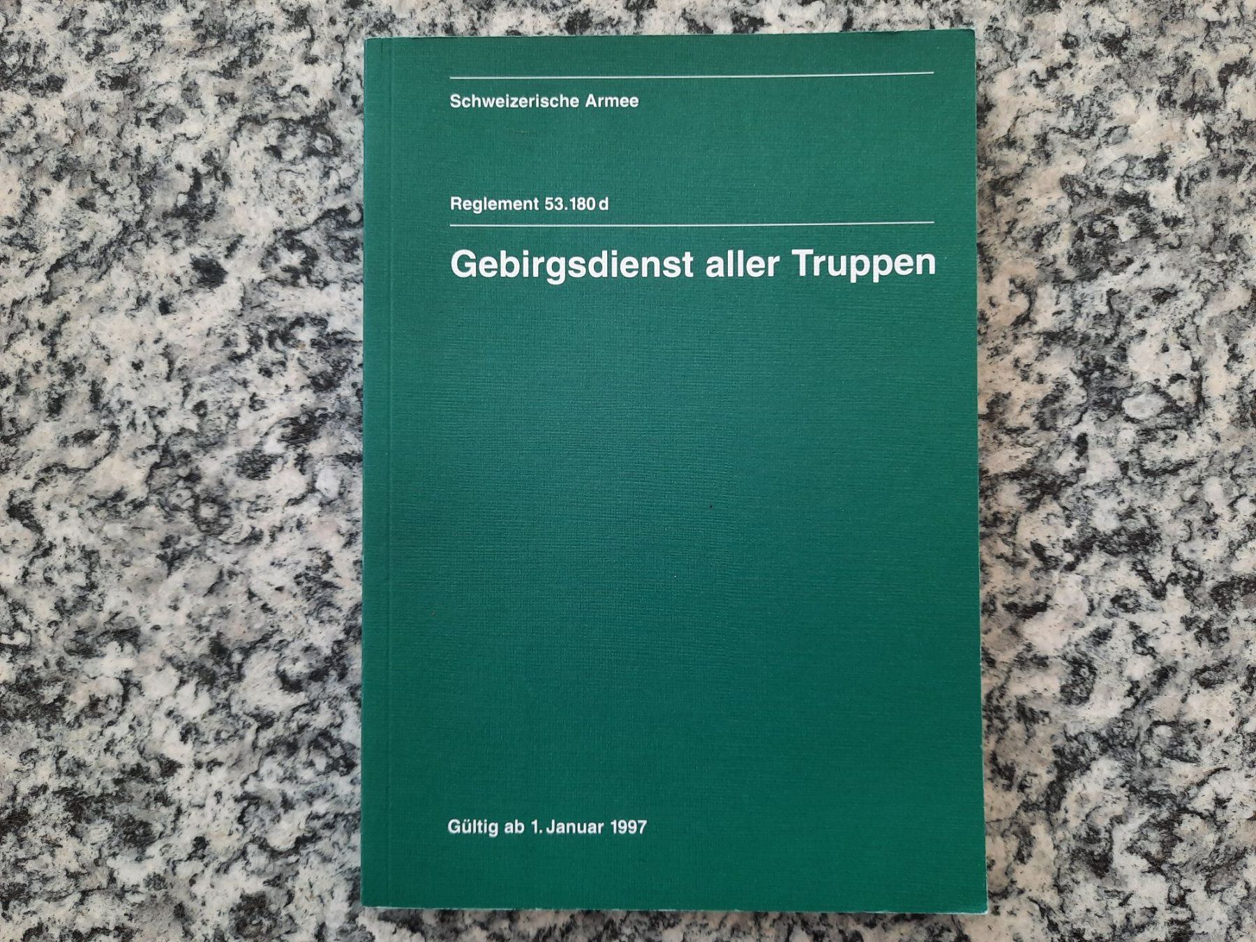 Libri: Gebirgsdienst aller Truppen – Usato da Ruswil venduto da Sammlergeist