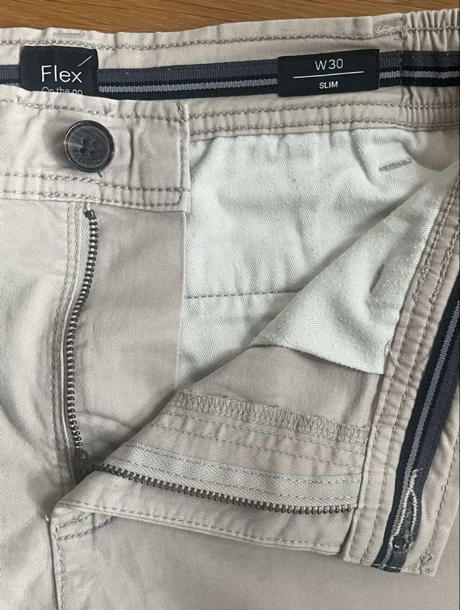 C&A Hosen: Helle Slim—Fit Shorts W30 – Gebraucht aus Himmelried von Lucas1212 1
