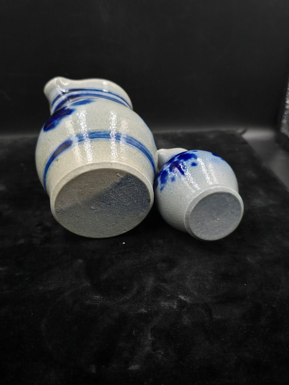 Carafes: Steingut Krüge blau – D'occasion à Rorschacherberg par snOOpydOg11 6