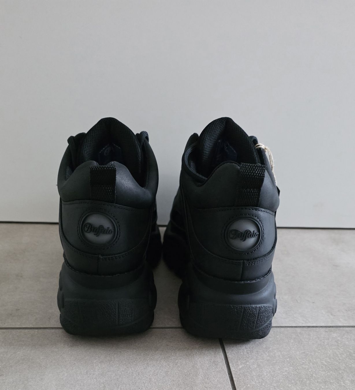 Buffalo Scarpe da uomo: Buffalo Sneaker NEU Gr.41 – Nuovo e nell'imballaggio originale da Kreuzlingen venduto da Alexandra0214 6