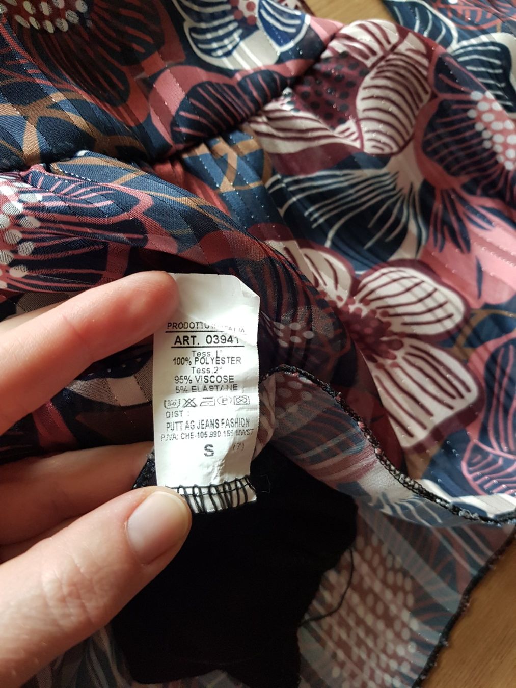 Robes: Schönes Kleid DRIVER Gr.S – D'occasion à Gwatt (Thun) par umwelt-brocki 2