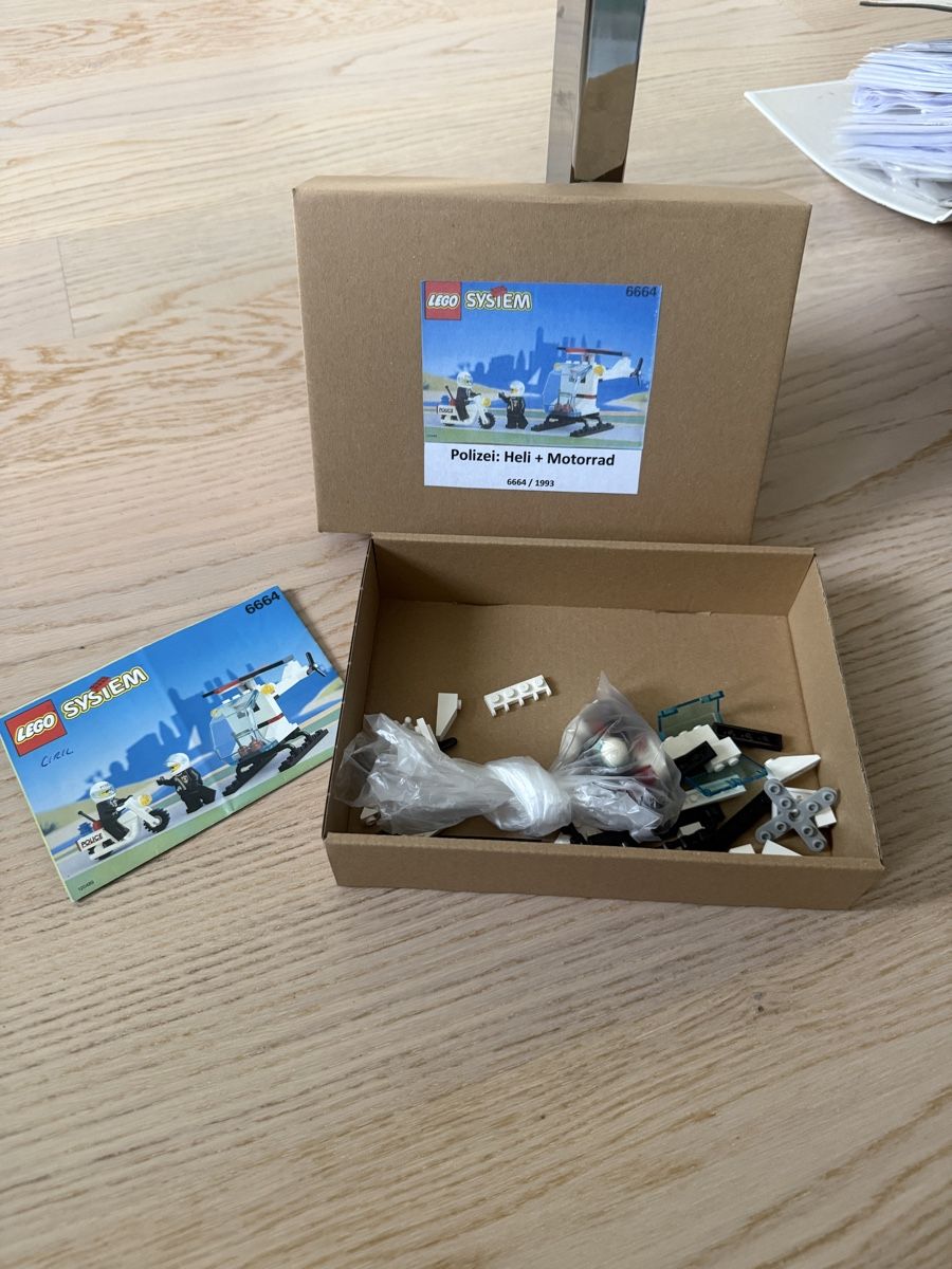 Lego Kit di costruzioni: LEGO System 6664 Polizeimotorrad + Helikopter – Usato da Rafz venduto da ciril0885