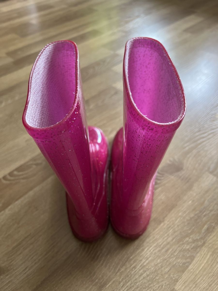 Schuhe für Mädchen: Schuh-Paket Mädchen, Gr. 33 – Gebraucht aus Zuchwil von Commander0 2