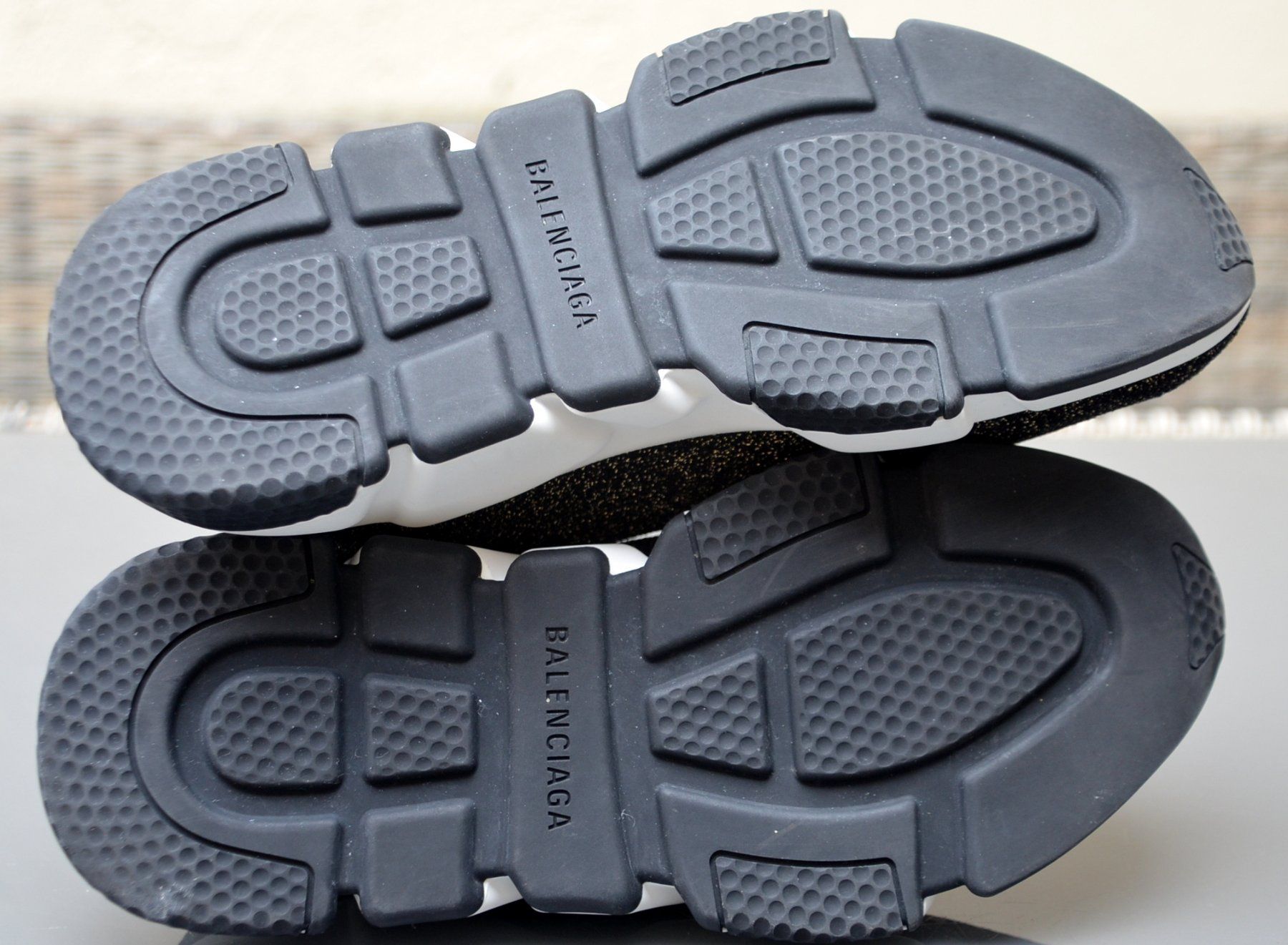 Balenciaga Scarpe da uomo: Balenciaga Speed Sneakers .37 – Usato da Collonges venduto da arashee 7