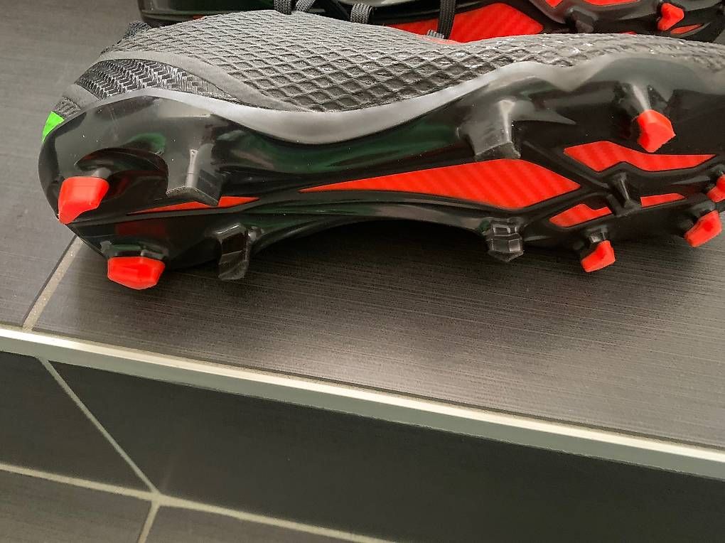 Scarpe da uomo: Scarpe da calcio 39.5 – Usato da Robasacco venduto da max_6h6b 1