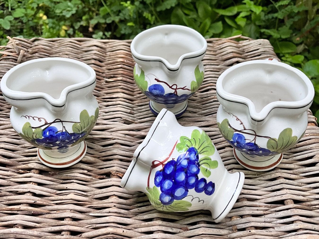 Caraffe: Alte schöne Krugles "Trauben" 4 stk – Usato da Möhlin venduto da mil_h55x 2