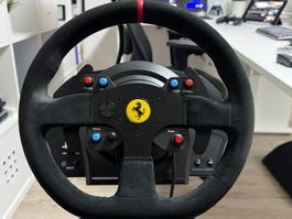 Thrustmaster T300 Ferrari Alcantara + Wheel Stand Pro Deluxe