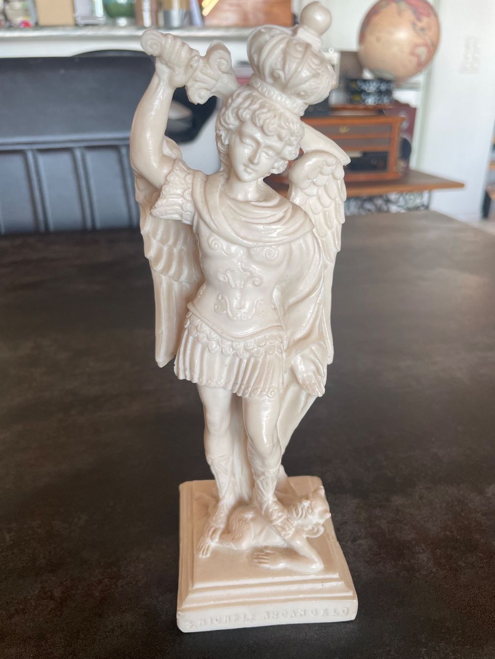 Statuette: Statuette San Michele Arcangelo en Résine – Usato da Vallamand venduto da Bricbracbroc82