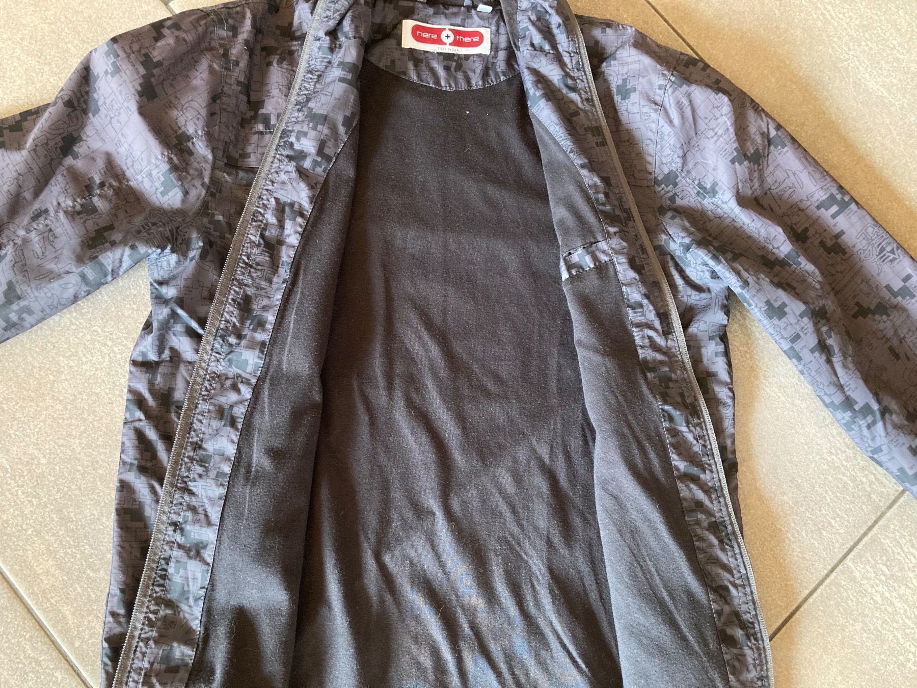 C&A Giacche & Cappotti: Windjacke mit Innenfutter Gr. 152; C&A – Usato da Mosnang venduto da Kusli09 2