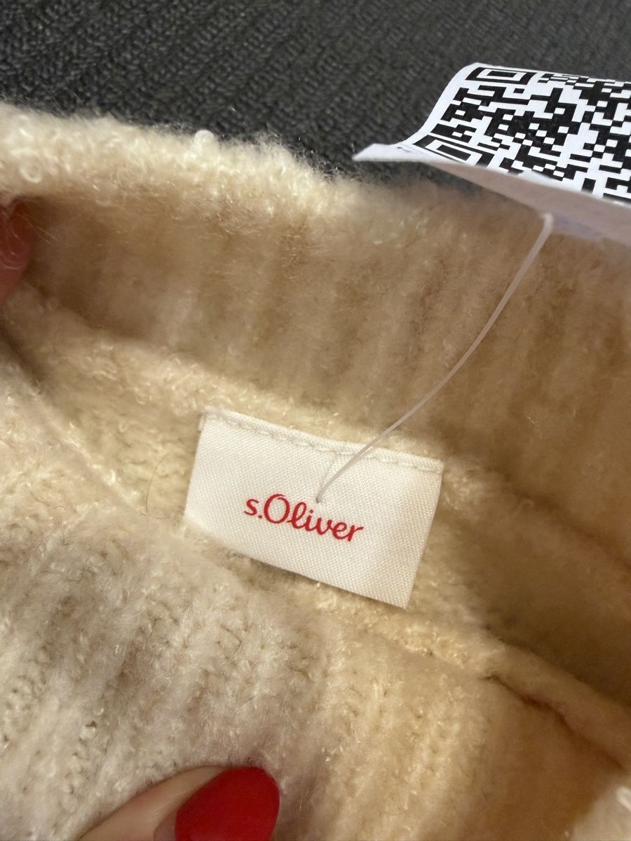 S.Oliver Maglioni & Felpe: s.Oliver Pullover beige mit Blumen Grösse 92/98  – Usato da Pratteln venduto da Daily88 2