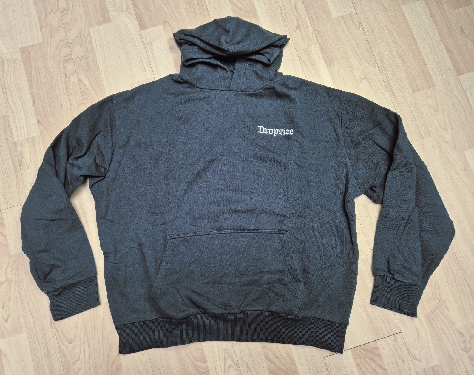 Maglioni & Felpe: Dropsize Hoodie Schwarz Grösse XL – Nuovo (secondo la descrizione) da St. Gallen venduto da CaliSunshine 1