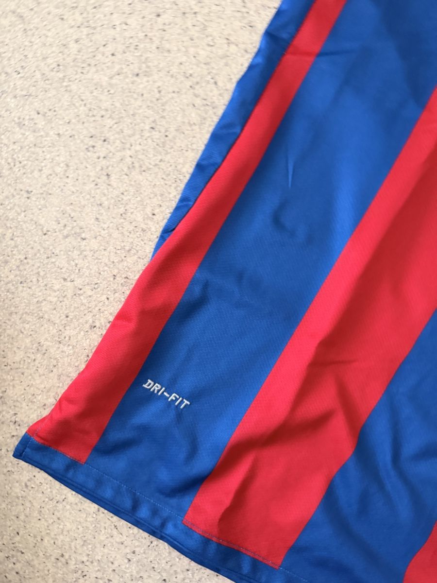 Canottiere & Pantaloni: FC Barcelona 10/11 Heimtrikot – Nuovo (secondo la descrizione) da Bad Zurzach venduto da Kevinmor221 5