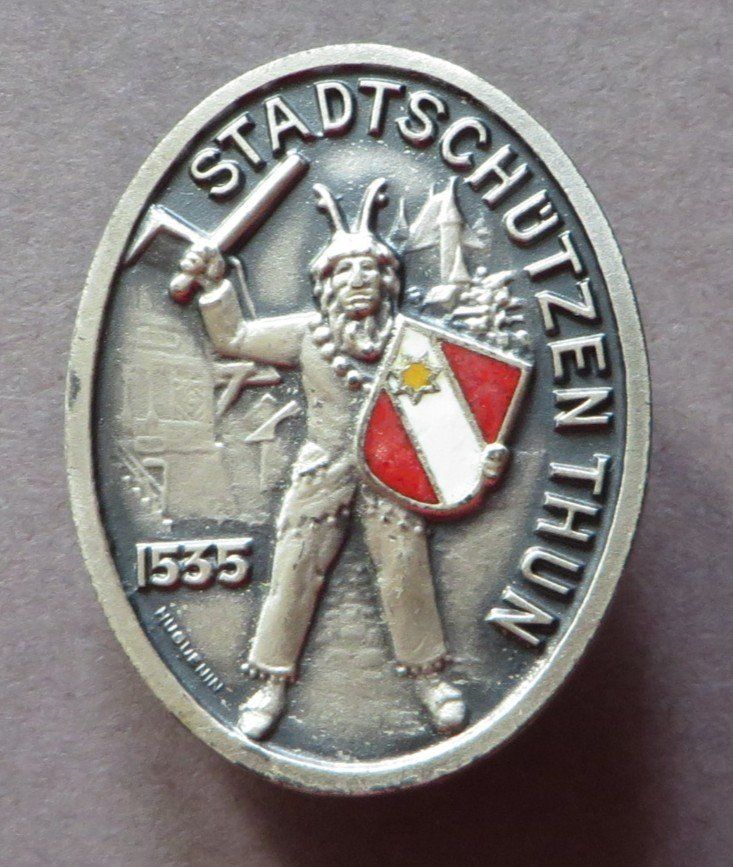 Plaketten & Abzeichen: ALTES ABZEICHEN, STADTSCHÜTZEN THUN – Gebraucht aus Neuhausen von luckimucki