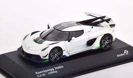Koenigsegg Jesko seit 2021 weiss met. / grau / schwarz /grün