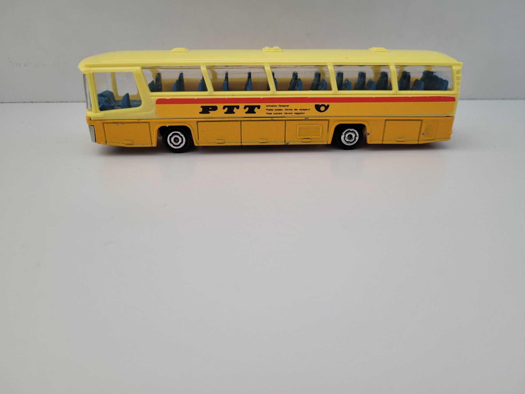Modellini d'auto: PTT POSTAUTO NEOPLAN 1/87 – Nuovo (secondo la descrizione) da Zumikon venduto da tho_9zm8 2