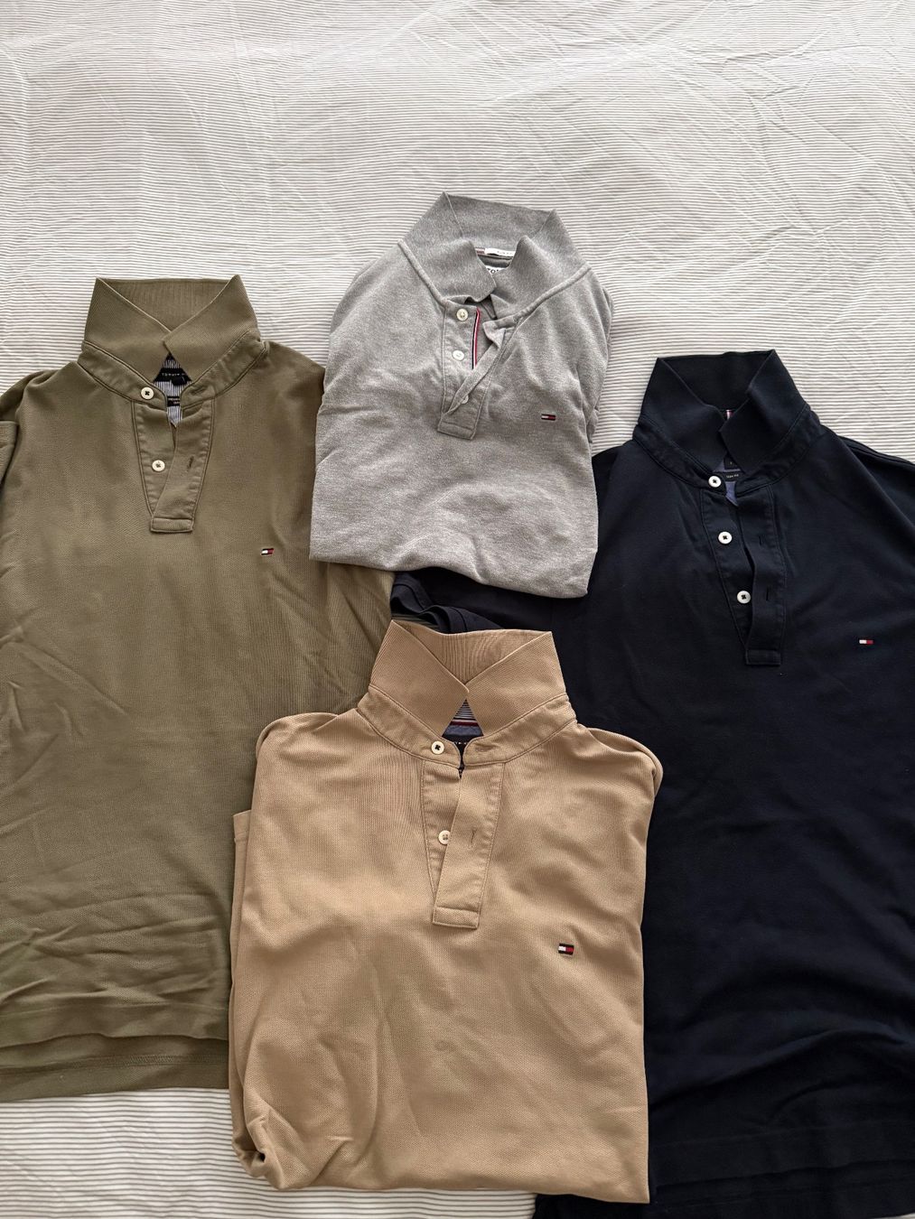 Tommy Hilfiger Magliette Polo: 4x Tommy Polos Slim Fit S – Usato da Kloten venduto da spe_yfl8