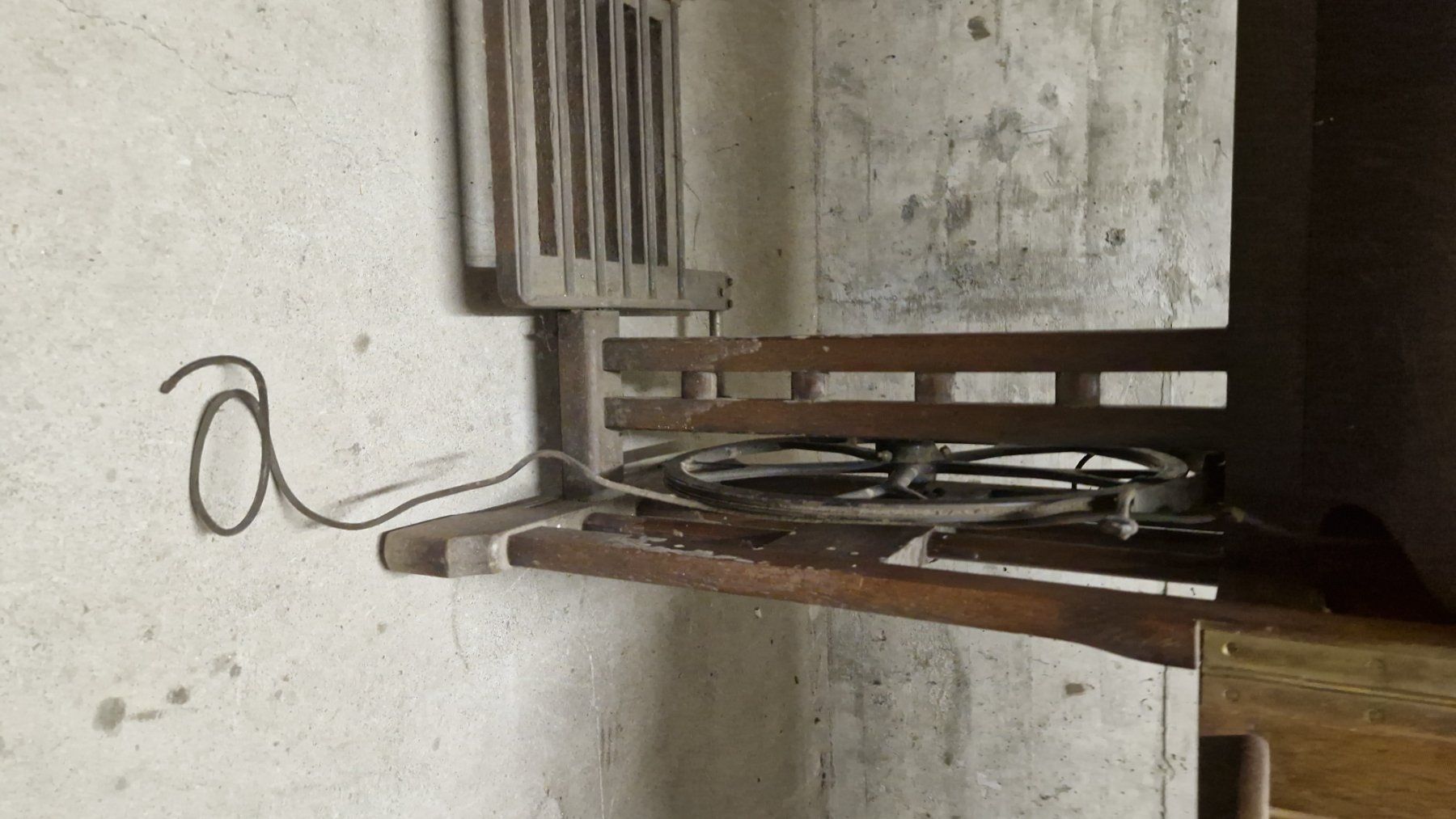 Phoenix Nähmaschinen: Antike Tretnähmaschine Phoenix FF KL.8 – Gebraucht aus Dübendorf von 402765513 5