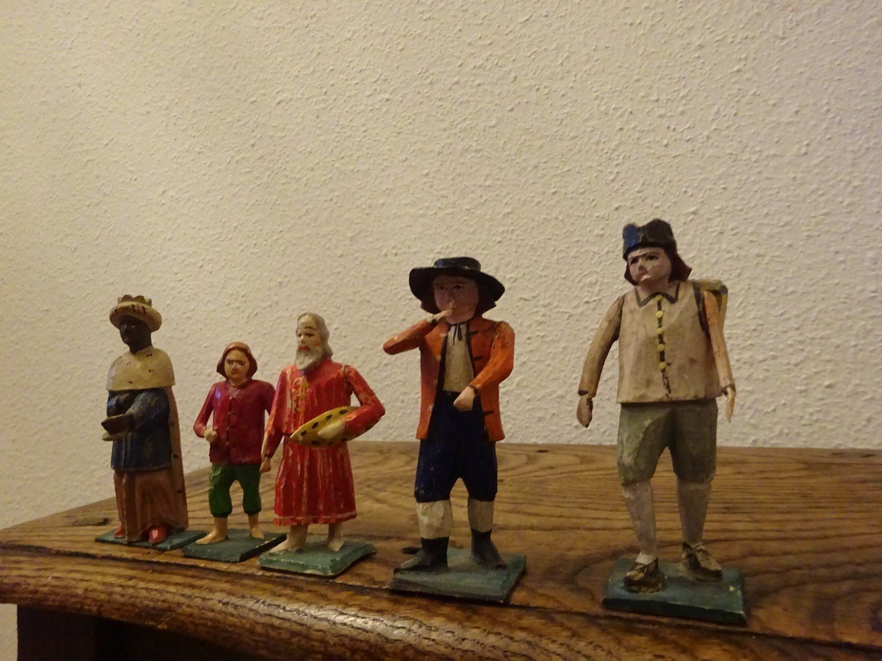 Statuette: Antike Krippe Krippenfiguren – Usato da Esslingen venduto da eintagammeer 2