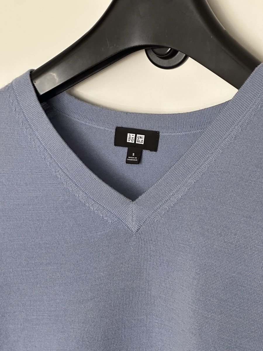 Maglioni & Felpe: Men's Merino V-Neck Sweater size S – Usato da Chur venduto da jopazh 1