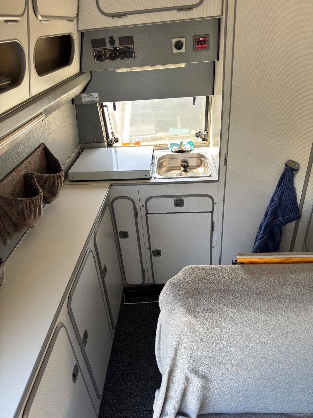 VW Camping Fahrzeuge: VW LT31 Sven Hedin Camper – Gebraucht aus Aettenschwil von wio_8lvz 6