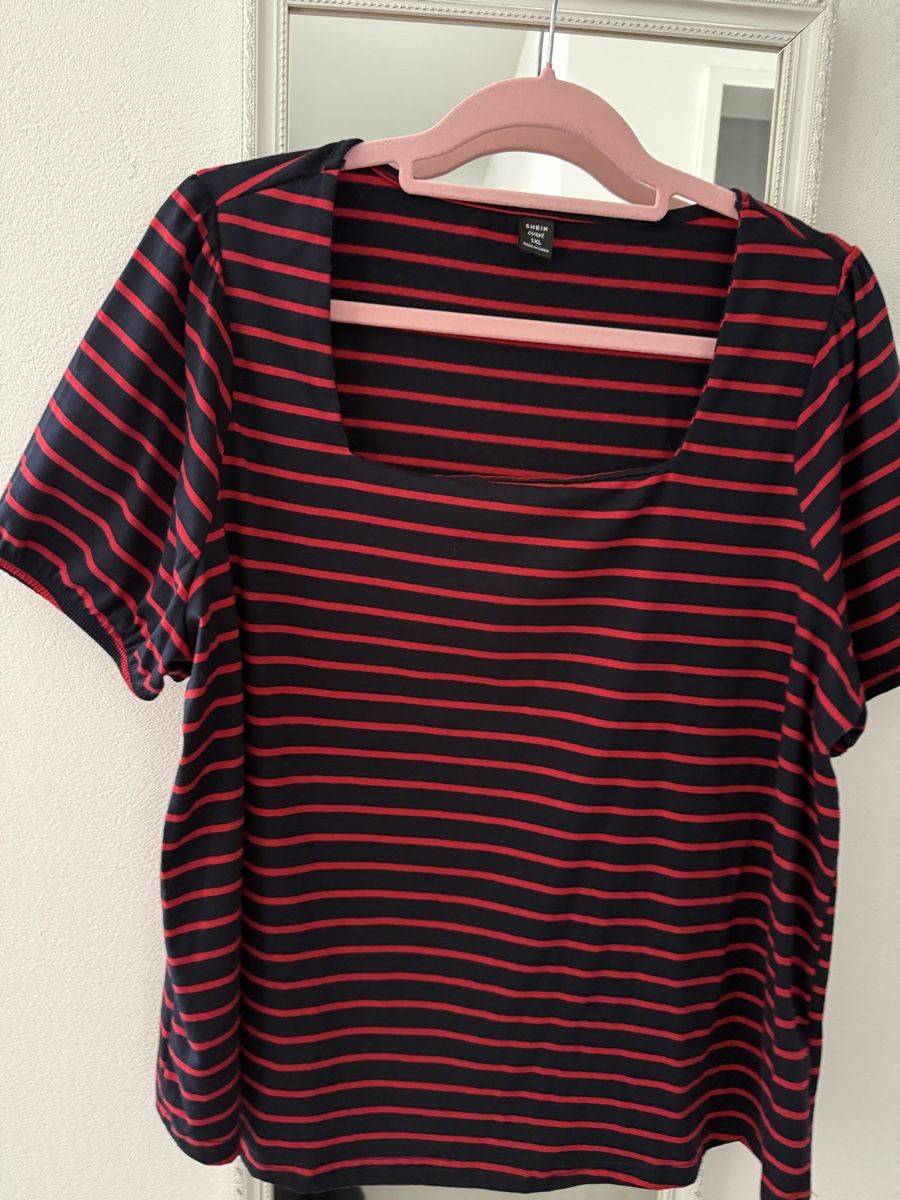 Shein T-shirts: T-Shirt Grösse 1XL – Neuf (Voir description) à Pfeffikon LU par pepino17 3