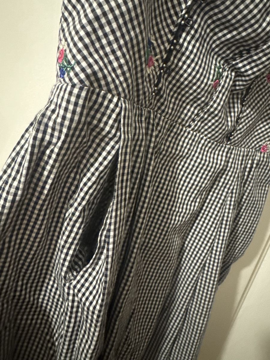 Vestiti: Wenger Dirndl black white check floral pattern – Usato da Otelfingen venduto da mar_sy7r 3
