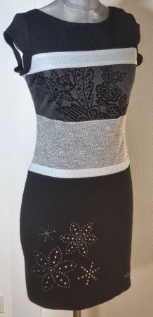 S 36 DESIGUAL elegant. Winter Strickkleid Etui silber Stern