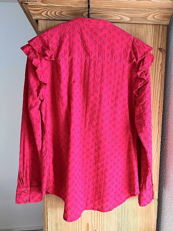 We Camicette: Bluse Grösse 36 WE – Usato da St. Niklausen LU venduto da Mimmi86 1