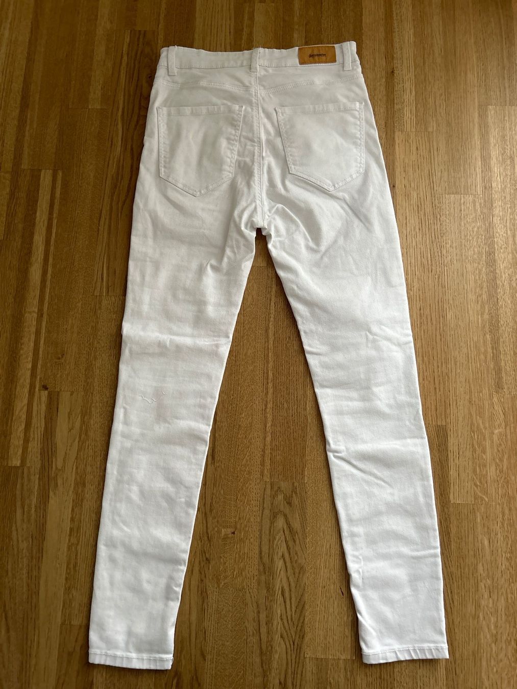 Stradivarius Jeans: Jeans Stradivarius 38 – Usato da Oberrüti venduto da ChoCoc 4