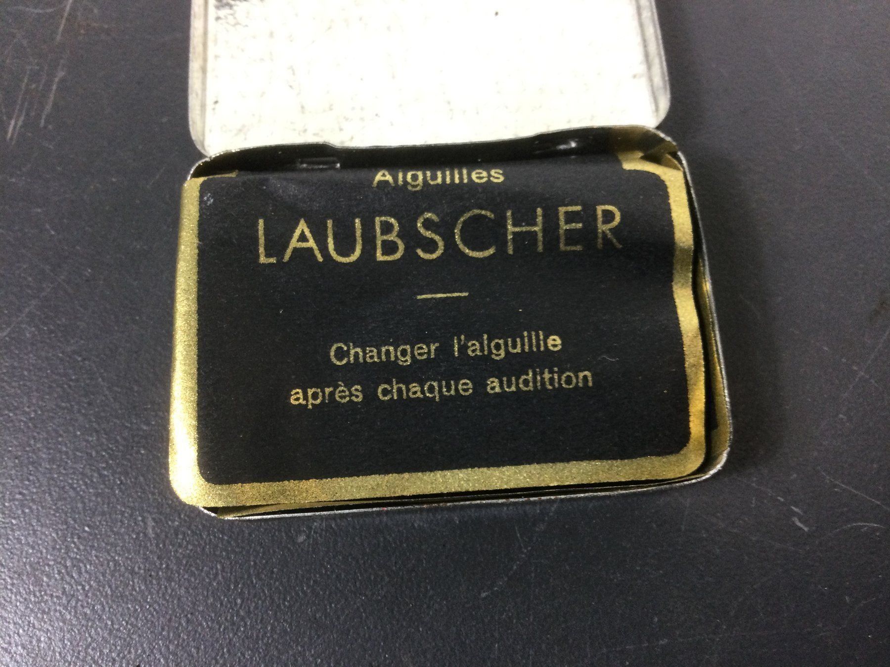Attrezzi da lavoro: Blechdose Gramophon Nadeln Laubscher – Usato da Wangen SZ venduto da kuriosum12