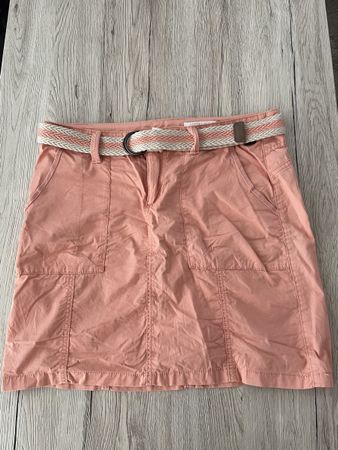 Minirock Gr. S,  mit Gürtel, Top Zustand!