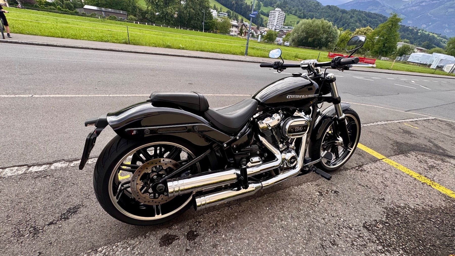 Harley-Davidson Cruisers: Harley Davidson Breakout FXBRS 114 – D'occasion à Sarnen par b.88 5