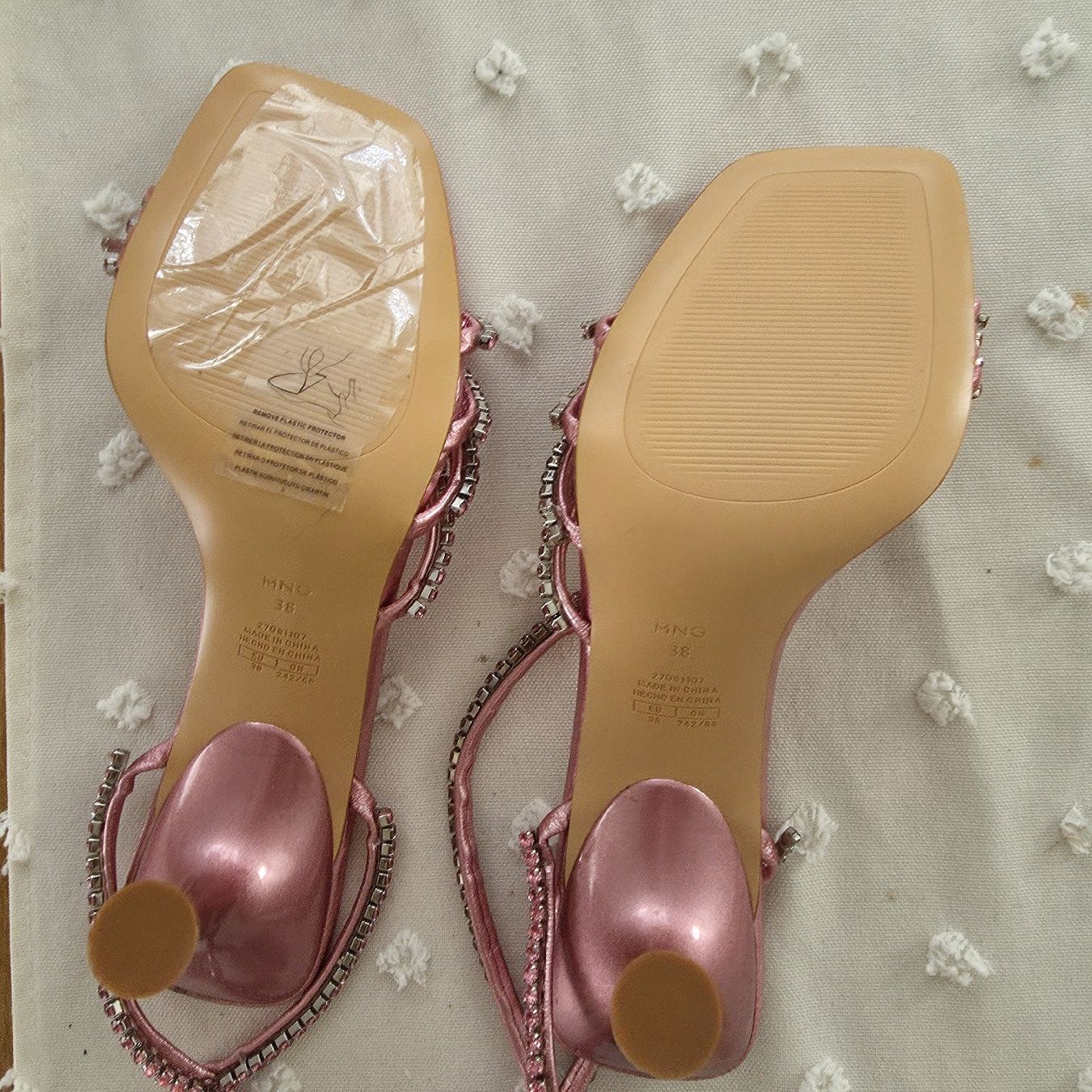 Mango Scarpe da donna: schöne Glitzersandaletten von Mango – Nuovo (secondo la descrizione) da Rickenbach b. Wil venduto da diepe 2