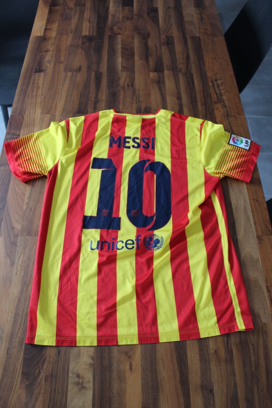Leibchen & Hosen: Maillot Messi Barça 10 saison 2013/2014 – Gebraucht aus Lausanne von SwissFootballShirt 2