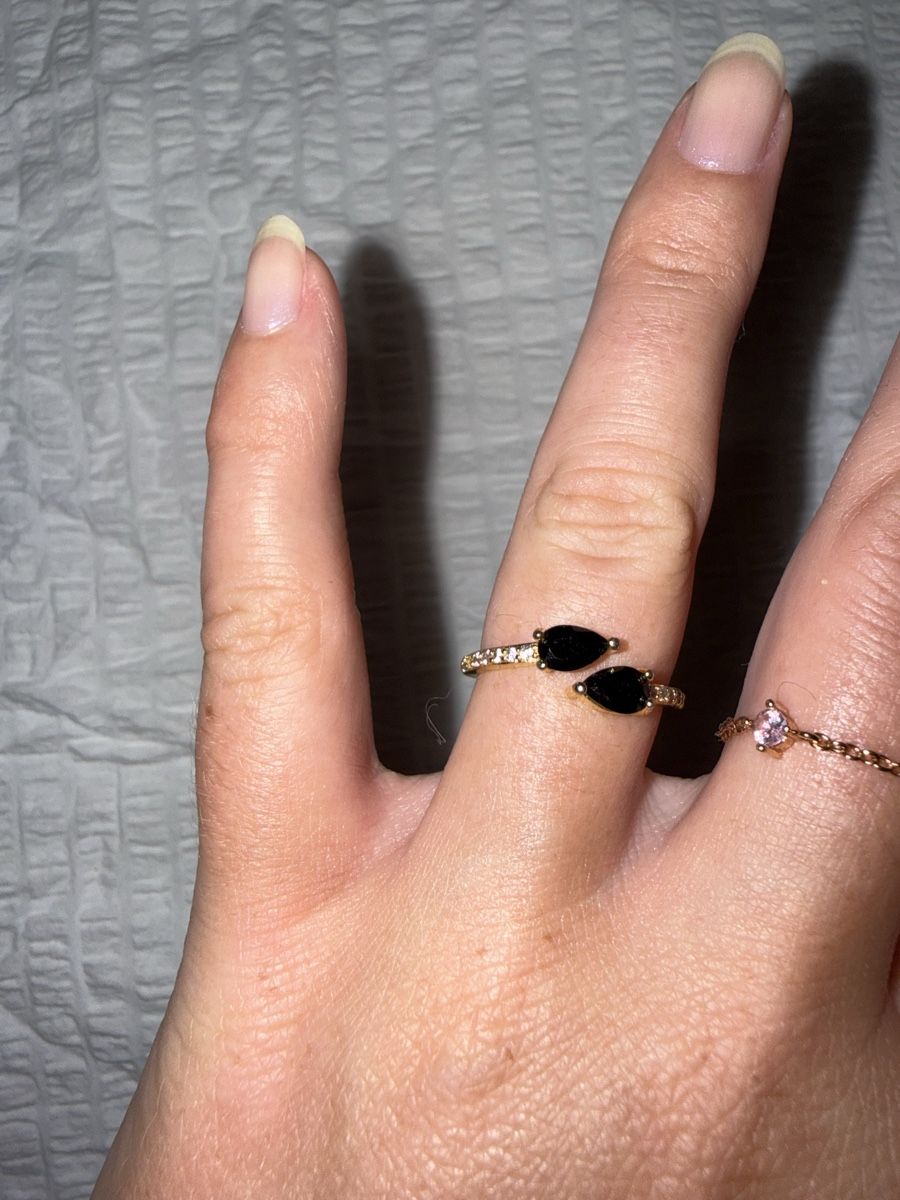 Anelli: Ring mit schwarzen Steinen – Nuovo (secondo la descrizione) da Luzern venduto da Itsclaire 3