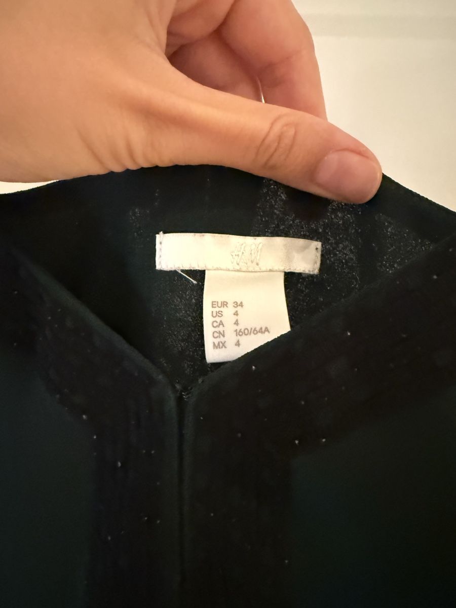 H&M Tute: H&M Jumpsuit, Gr. 34 – Usato da Volketswil venduto da habibeoez 3