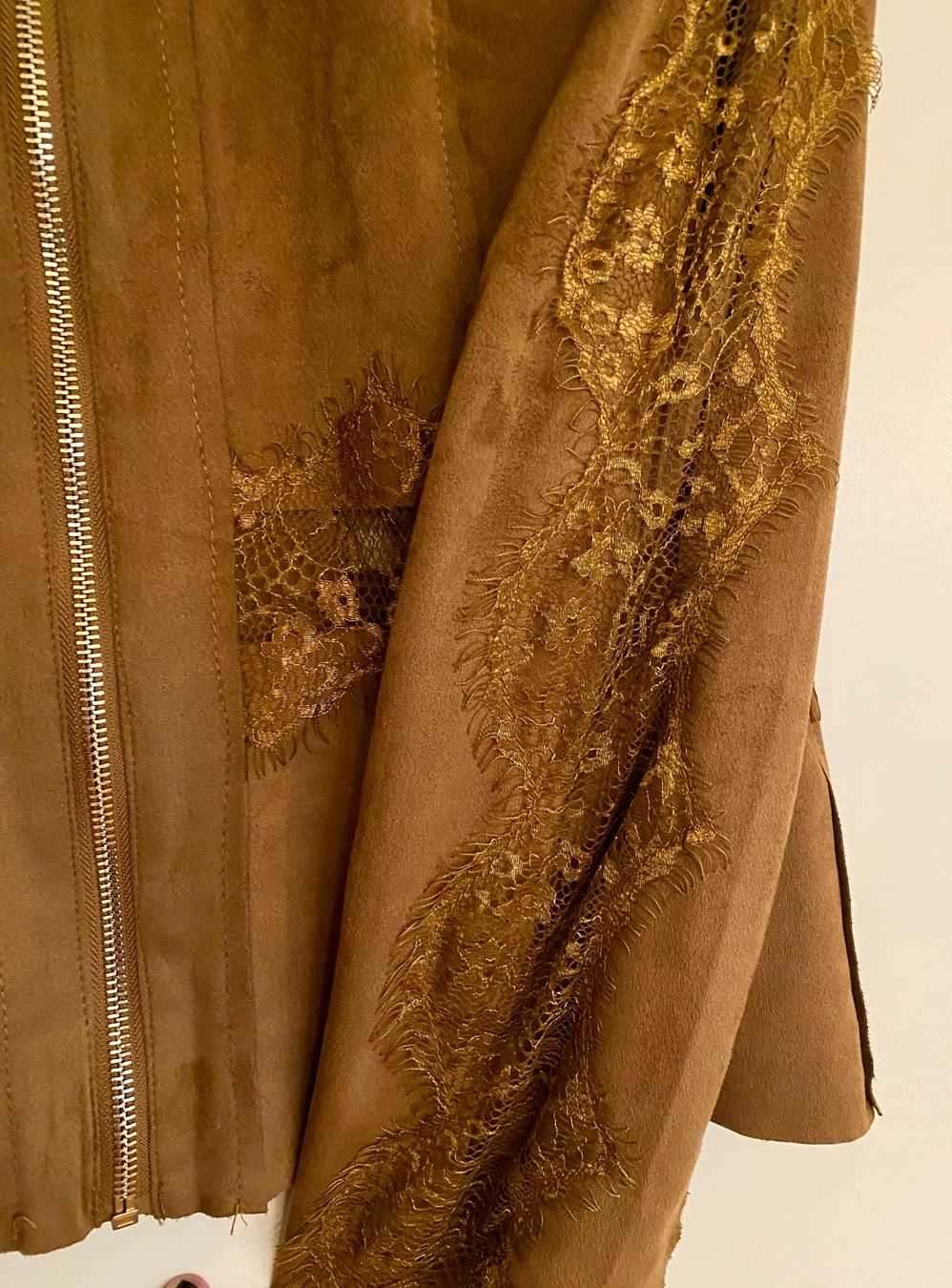 Jacken: Jacke in Wildleder-Optik, cognac, Gr. M – Gebraucht aus Zürich von Maria2021 2
