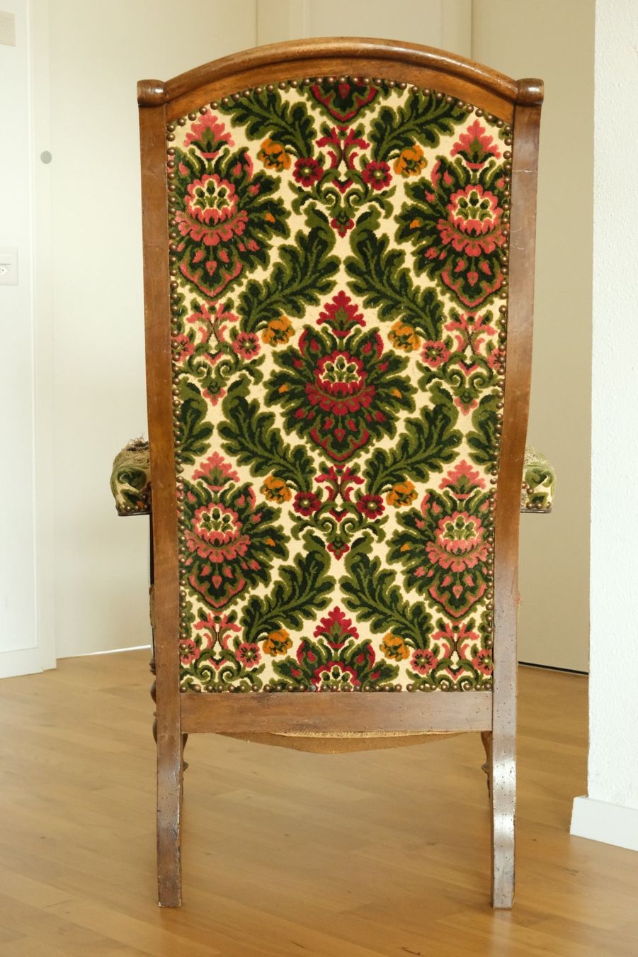 Sessel: Fauteuil ancien à dossier haut vers 1860 – Gebraucht aus Nyon von JJZA 4