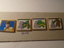 4 ver. Projuventute Briefmarken Pins (414)