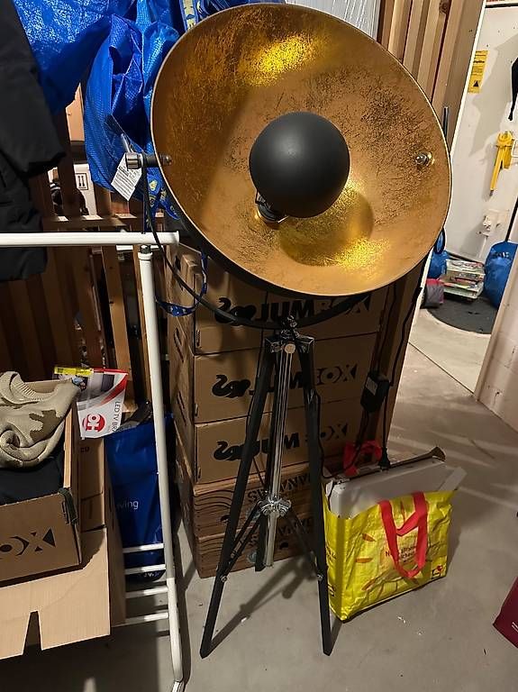 Pfister Lampade: Stehleuchte Captain – Usato da Zürich venduto da Faetze0 1