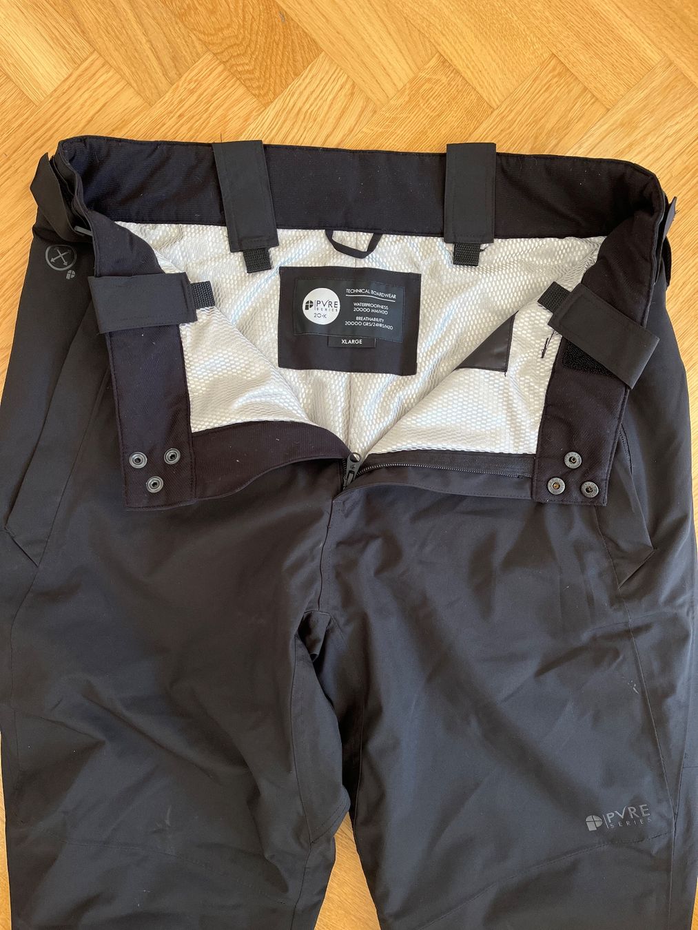 Protest Hosen: Protest Ski- Snowboardhose Herren XL schwarz – Gebraucht aus Zürich von bretxo 6