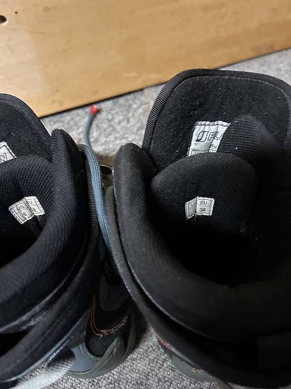 Herrenschuhe: Snowboardschuhe – Gebraucht aus Winterthur von jen_6bzw 1