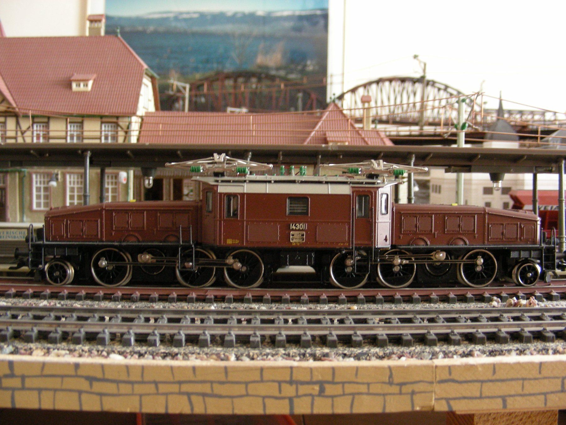 Märklin Modellini di ferrovie: Märklin crocodile 3652 – Usato da Villars-Burquin venduto da Rodjeurs