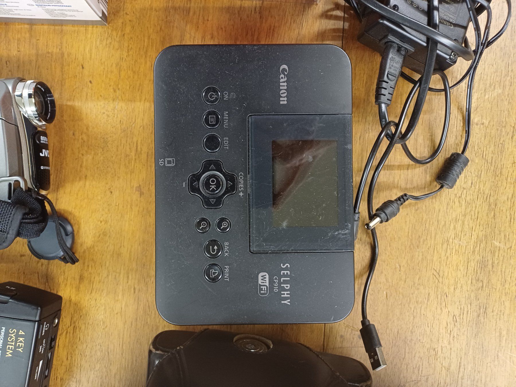 Kamera: Fotodrucker, Videokameras, Fotokameras – Gebraucht aus Dietlikon von Larsattacks 3