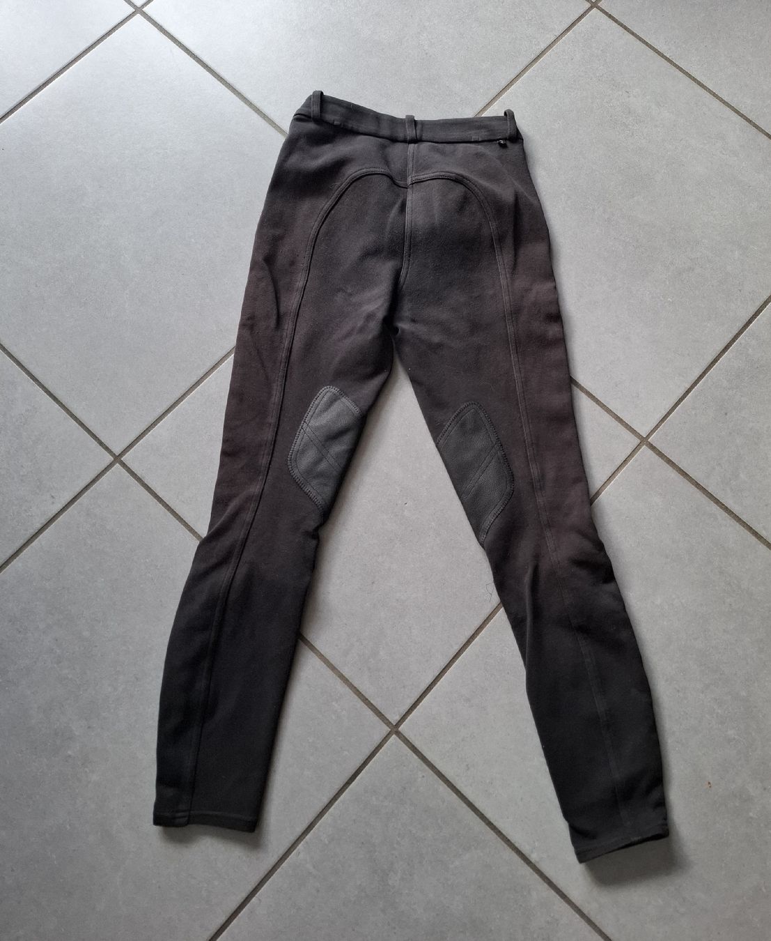 Decathlon Pantaloni: Pantalon équitation – Usato da Tavannes venduto da Jessica28 1