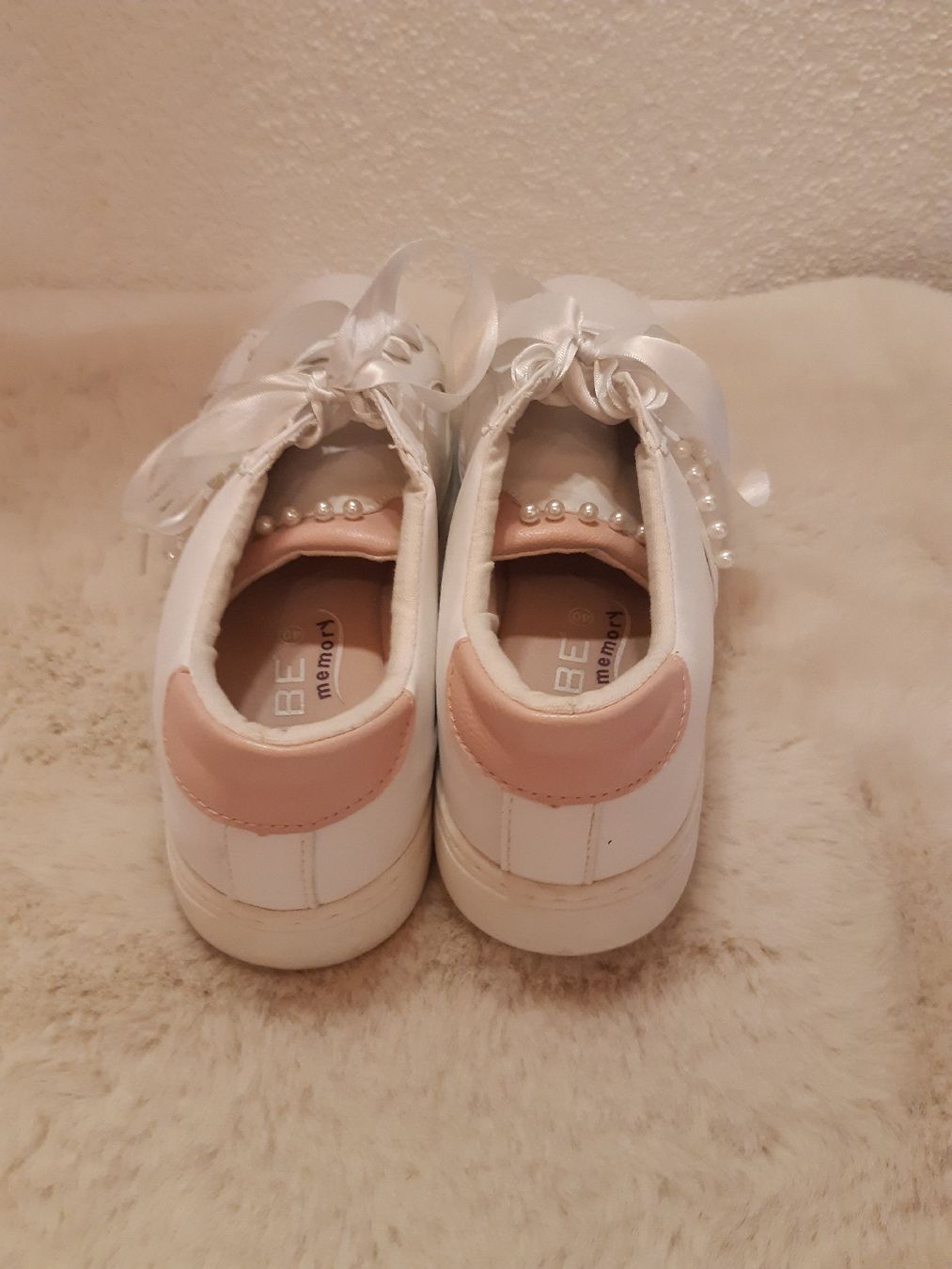 Damenschuhe: Schöne weisse Schuhe 40 – Gebraucht aus Toffen von Gwunderegge77 5